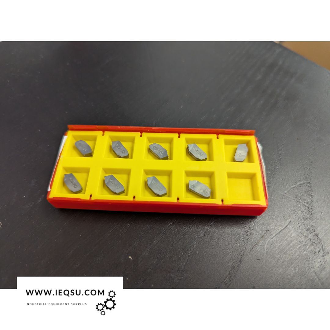 Sandvik Coromant QD-NG-0300-0002-CM H13A Carbide Cut-Off Inserts – 8 pcs